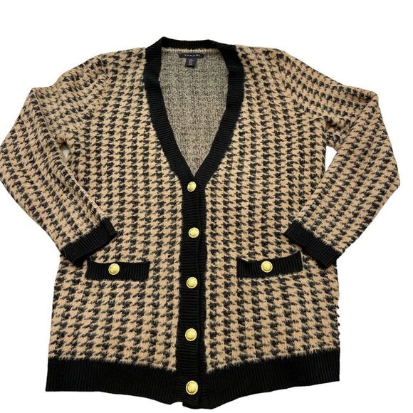 Tahari Sweaters - Tahari Black and Tan Houndstooth Cardigan